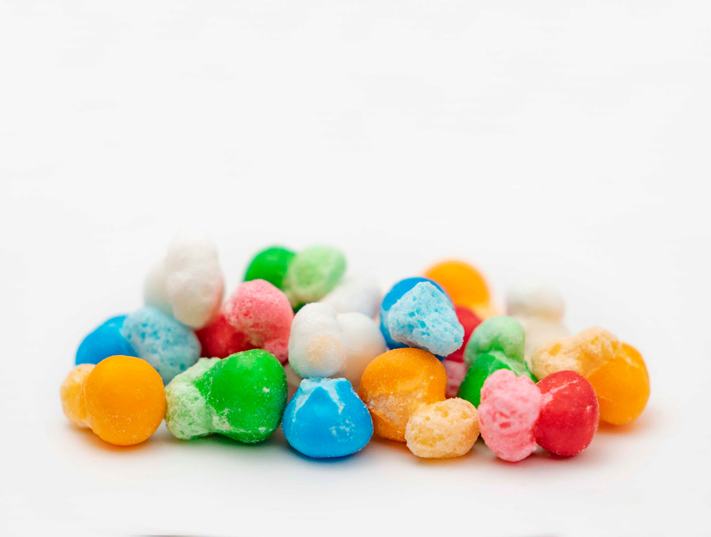 Freeze Dried Ditzy Puffs™ are made using Air Heads® bites
